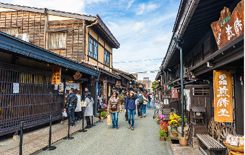 TOUR NHẬT BẢN: CUNG ĐƯỜNG CỔ TÍCH