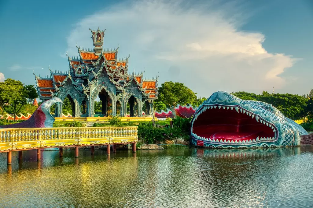 THÁI LAN – VƯƠNG QUỐC CỦA NHỮNG NỤ CƯỜI