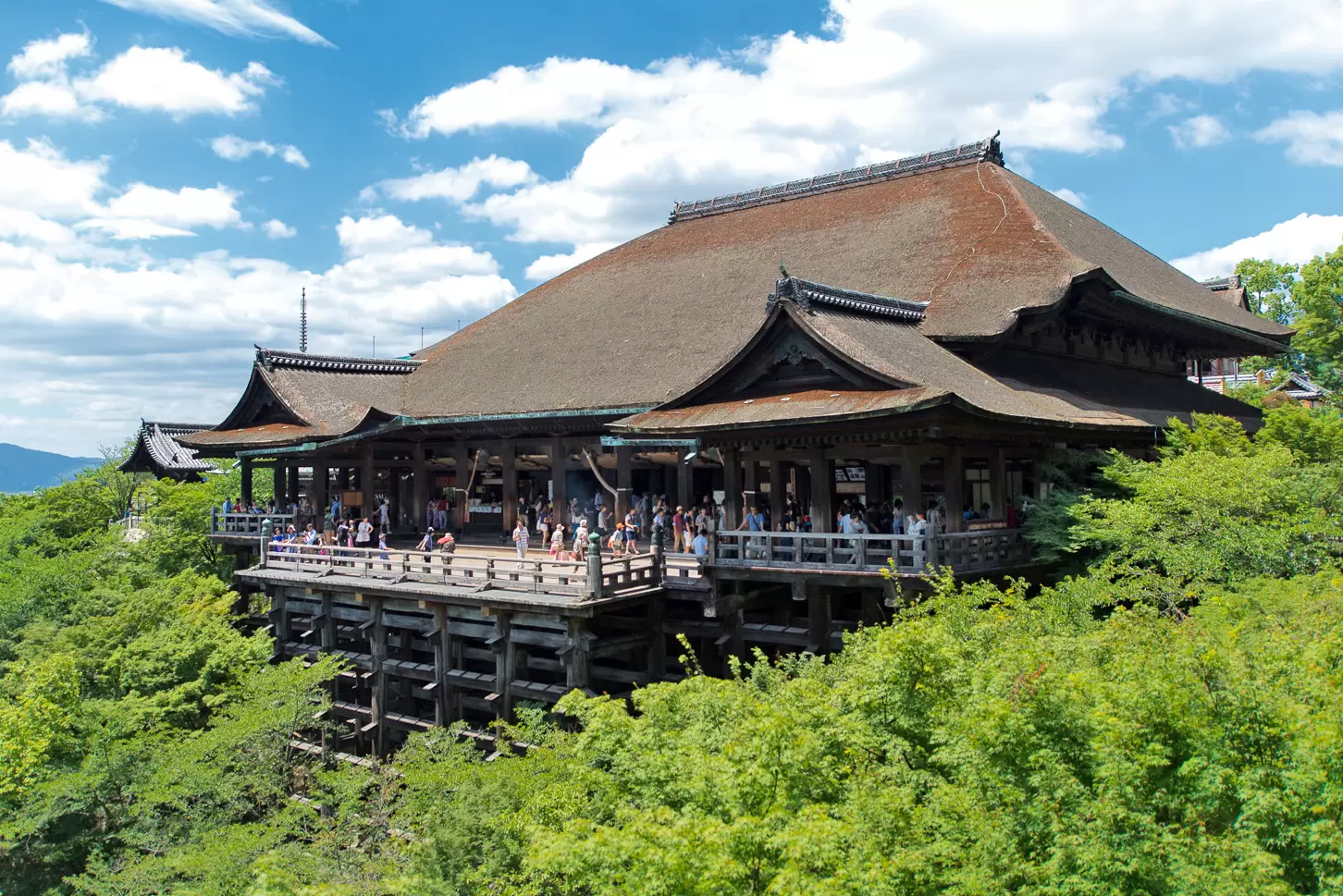 HÀNH TRÌNH KHÁM PHÁ VÙNG ĐẤT HUYỀN THOẠI: IZUMO – HAMADA – HIROSHIMA – KURASHIKI – TAMATSUKURI