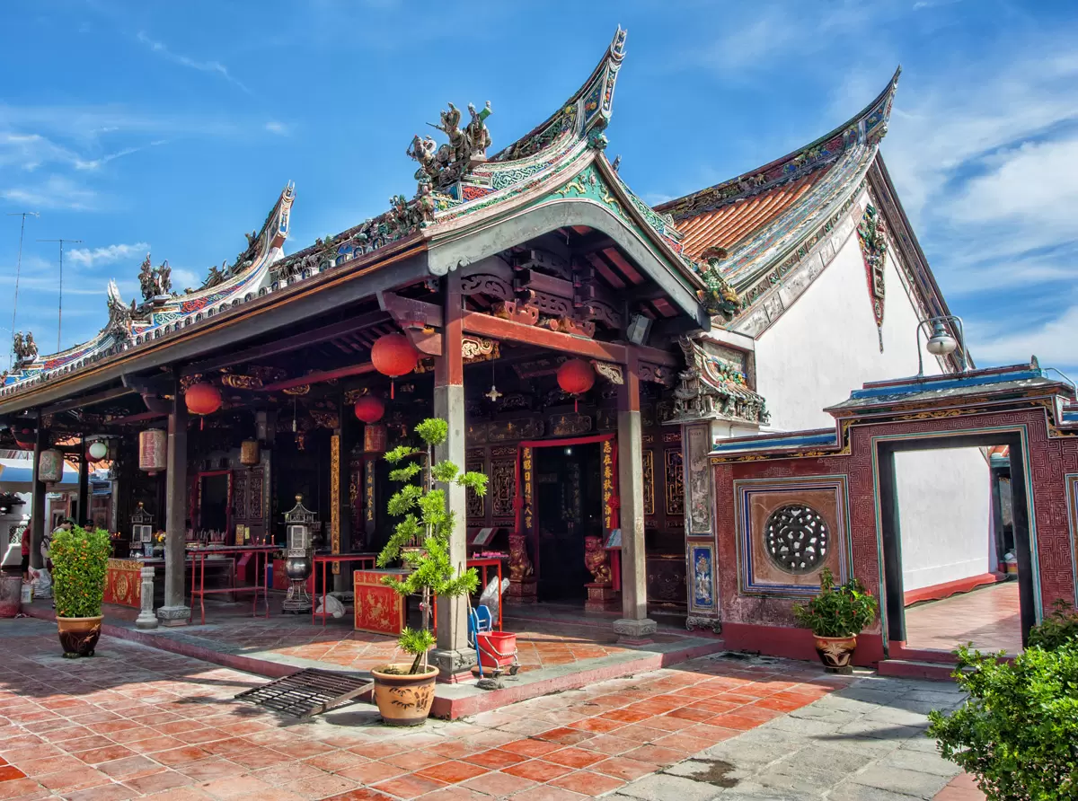 Tour Malaysia Singapore Viếng miếu bà Thiên Hậu