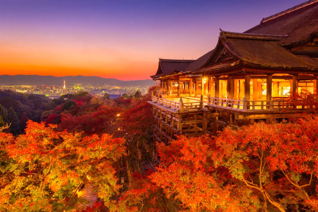 mùa thu lá đỏ tại chùa Thanh Thuỷ - Kyoto