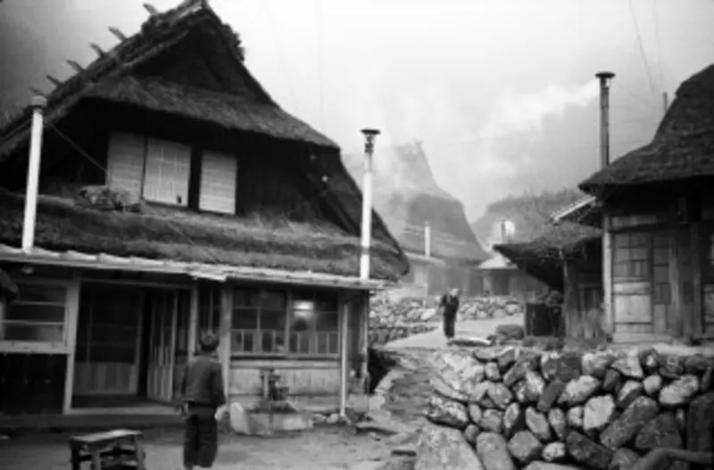Làng cổ SSaiko Iyashi no Sato Nenba từng được xem là ngôi làng đẹp nhất Nhật Bản