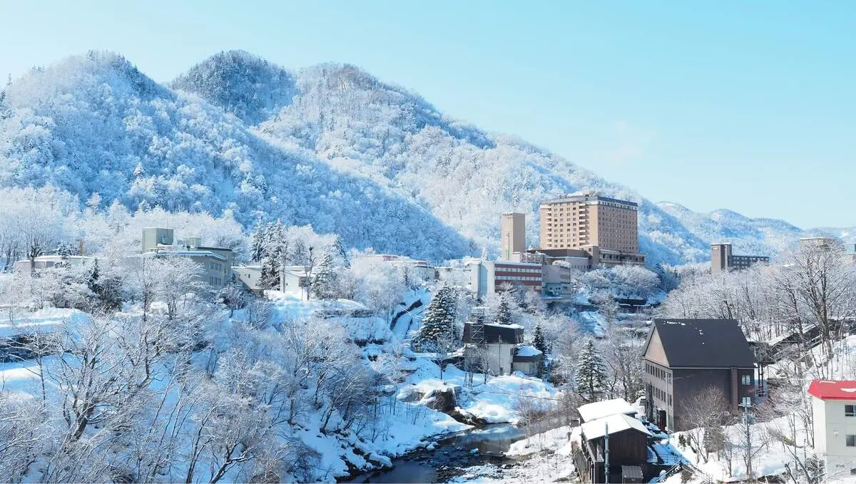 HOKKAIDO MÙA ĐÔNG TUYẾT TRẮNG – BAY CATHAY PACIFIC